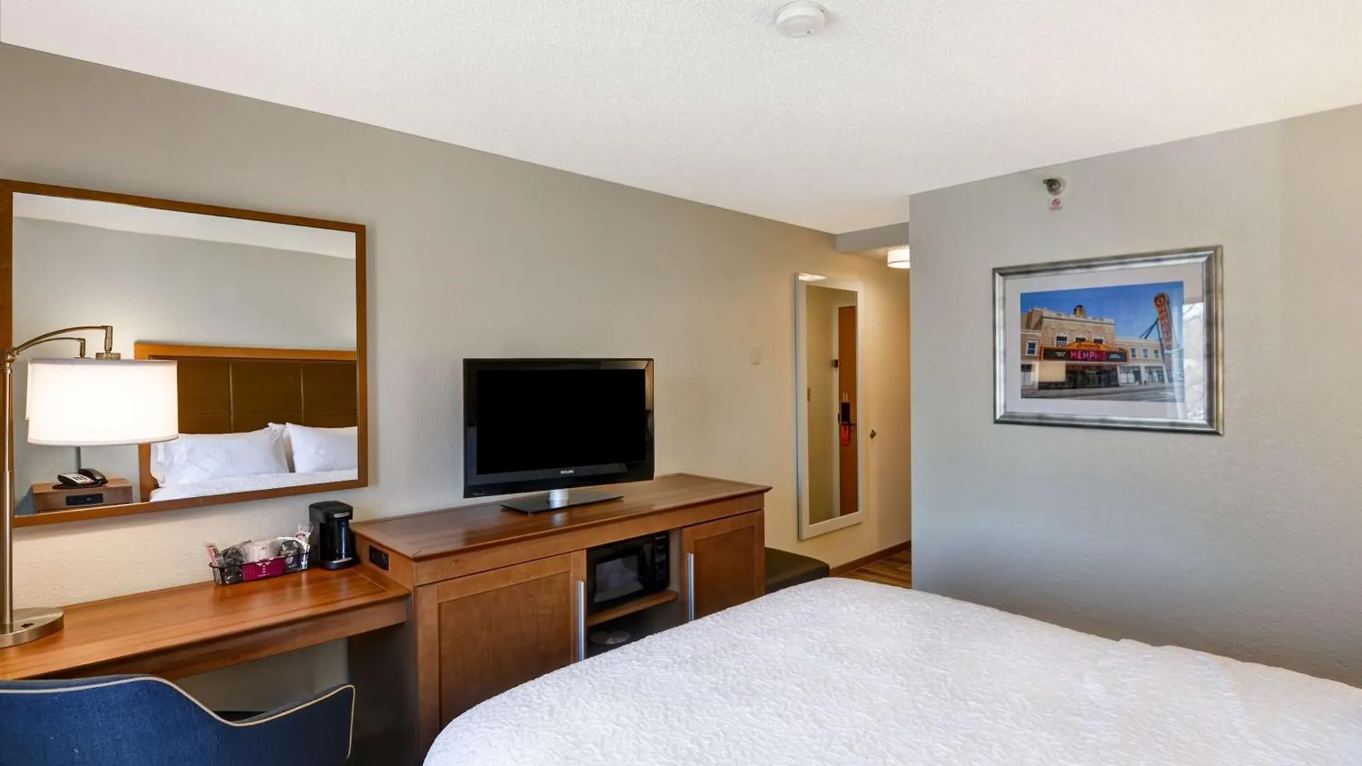 *** Hotel Hampton Inn Memphis-Poplar United States